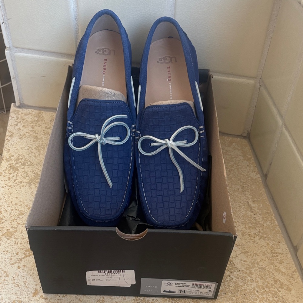 UGG Men's Navy Loafers with Light Blue Accents Size 14